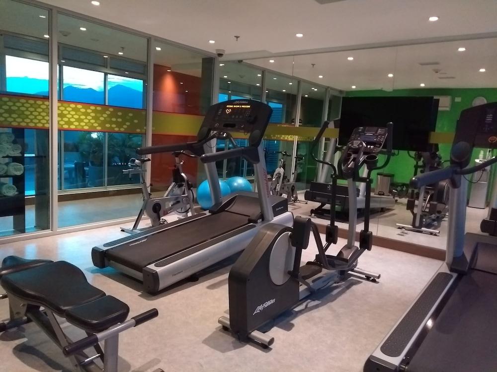 Hampton By Hilton Yopal Hotel Bagian luar foto
