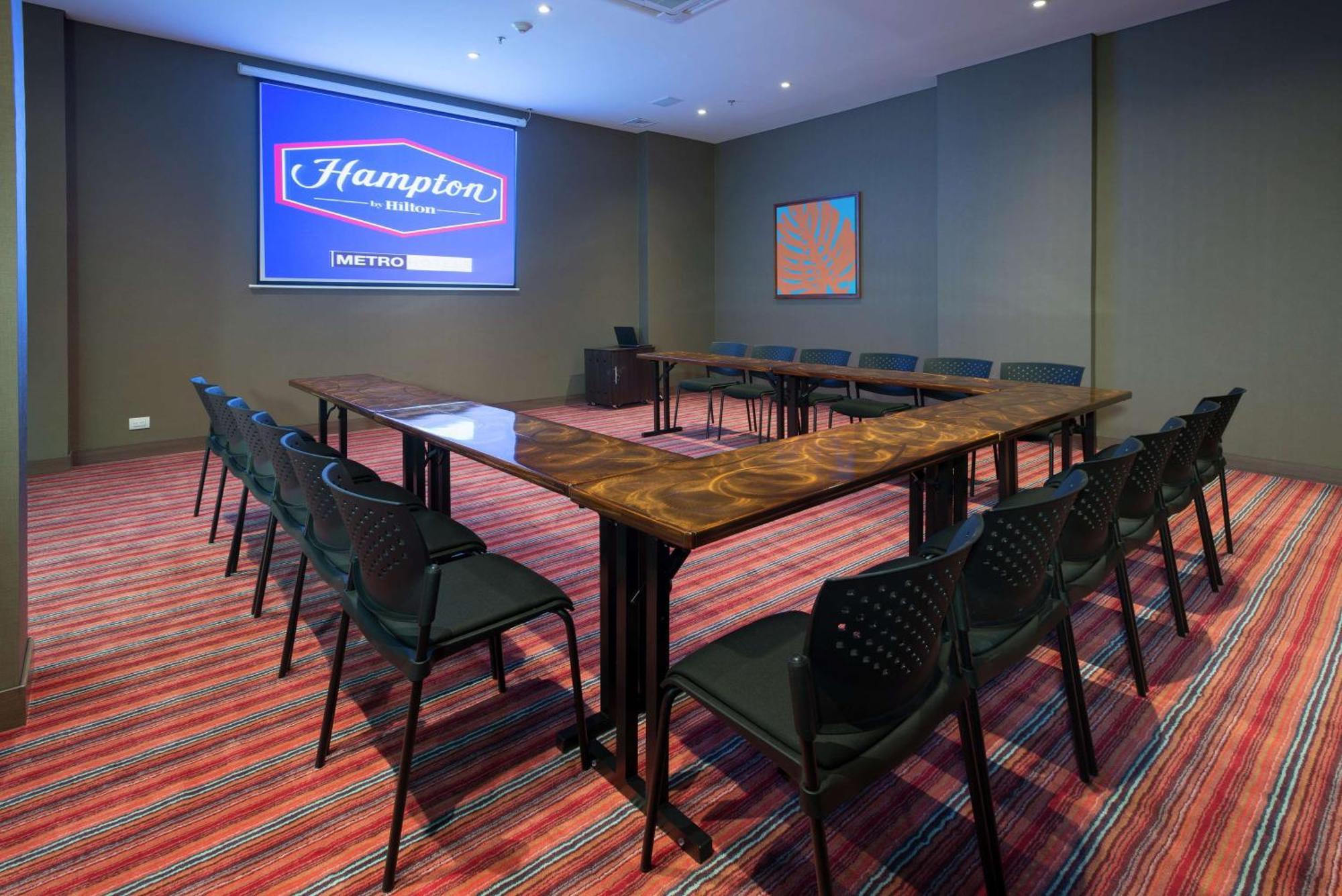 Hampton By Hilton Yopal Hotel Bagian luar foto