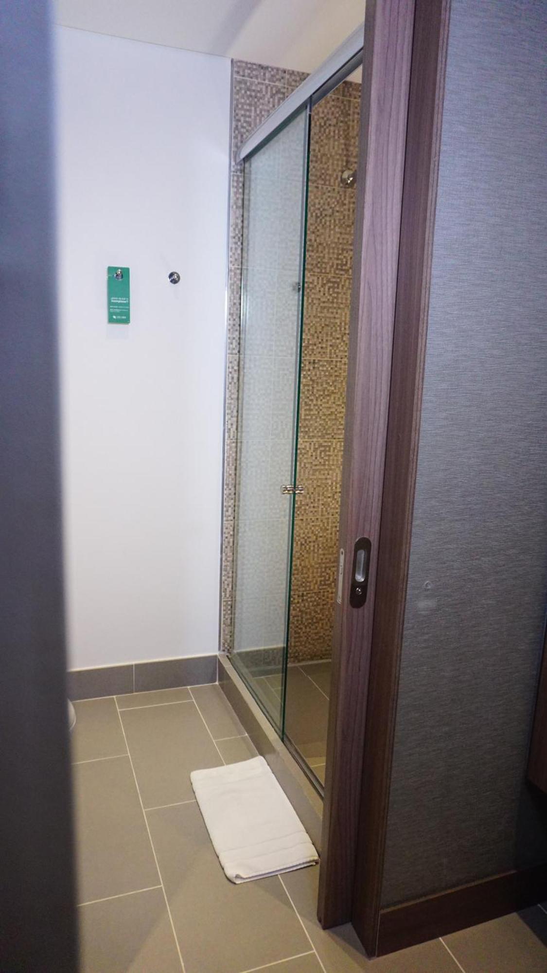 Hampton By Hilton Yopal Hotel Bagian luar foto